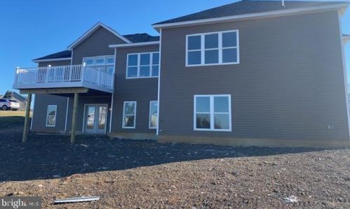 1069 Shannon Dr, Upton, PA 17225-8395