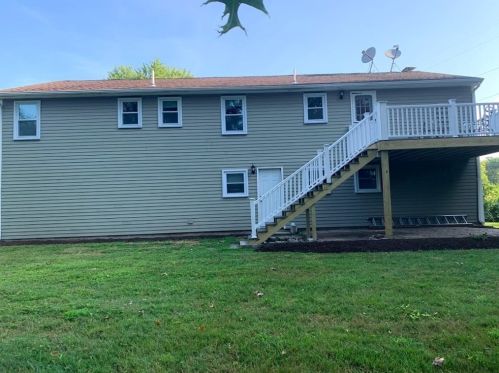 12 Burning Tree Rd, Natick MA  01760-3245 exterior