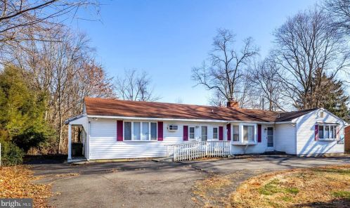 734 Eayrestown Rd, Lumberton Township, NJ 08048-3176