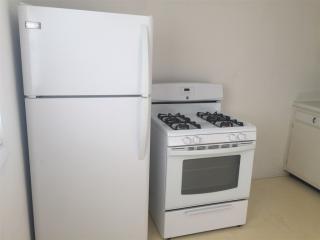 1516 Fairwood Dr, Blmgtn IN  47408-9713 exterior