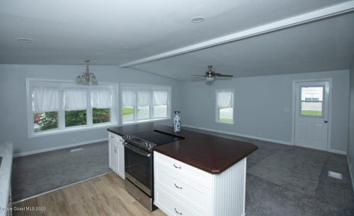 1135 Navajo Dr, Sebastian FL  32976-7048 exterior