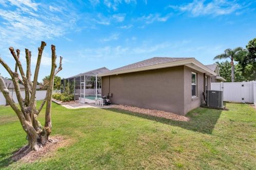 5759 High Ridge Loop, Lakeland FL  33812-5886 exterior