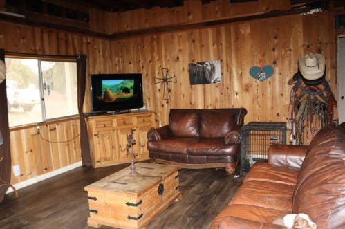 25637 Potrero Valley Rd, Potrero, CA 91963-1505