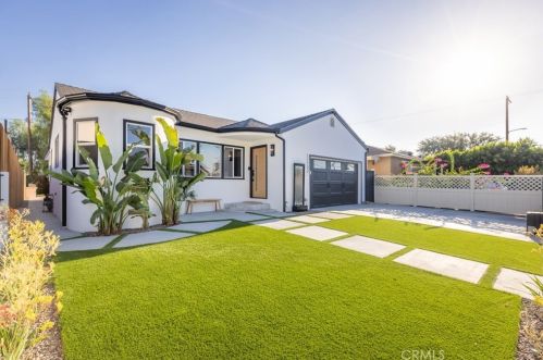 11132 Emelita St, North Hollywood, CA 91601-1307