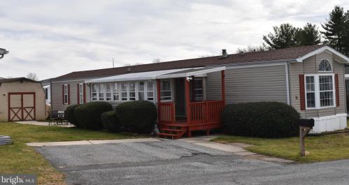 74 Kathy Ln, Wilmington, DE 19808-4980