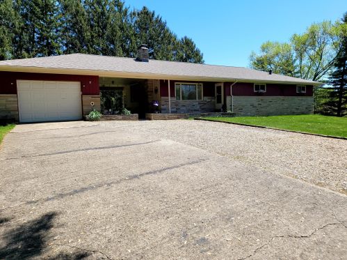 120 Green St, Zanesville, OH 43701-4514