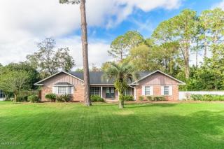 10136 Golf Club Dr, Jacksonville, FL 32256-7126
