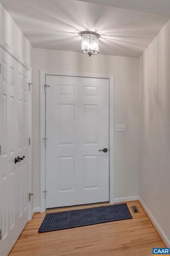 79 Ponderosa Ln, Bybee VA  22963-2405 exterior