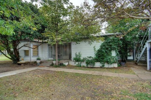 1000 Southeast Pkwy, Azle, TX 76020-3663