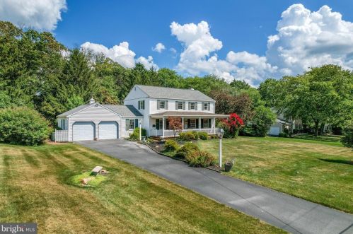 125 Oak St, Downingtown, PA 19335-1709