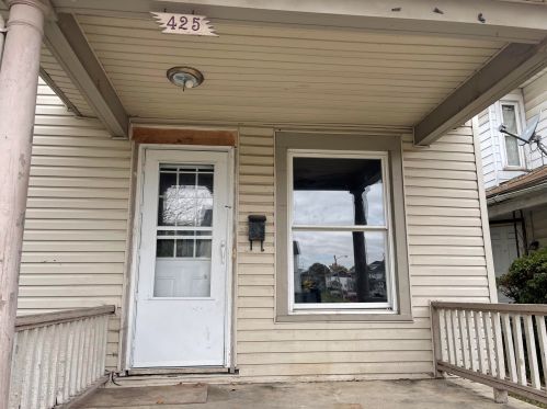 423 Shaffer St, Springfield, OH 45504-2429