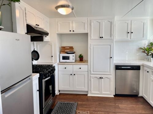 143 Liberty, Newport Beach CA  92660-6143 exterior