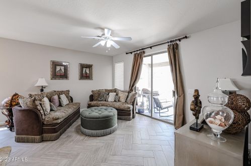 10310 Pioneer St, Tolleson AZ  85353-8406 exterior