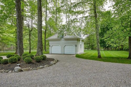 457 Lake Rd, Tuxedo Park NY  10987-4108 exterior