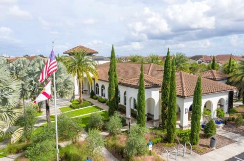 8035 Chilton Dr, Orlando FL 32836 exterior