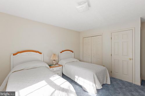 504 Jasper Ct, Woodstock VA  22664-1459 exterior