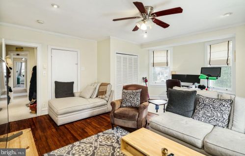 7317 Bryan St, Philadelphia PA 19119-1634 exterior