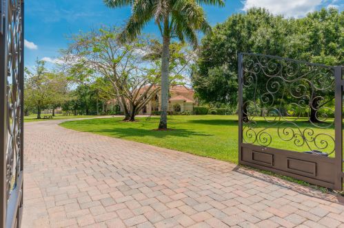 759 Anaheim Ln, Palm City, FL 34990-5929