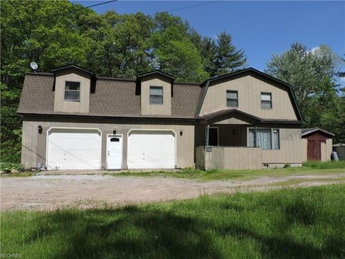 9839 Gifford Rd, Vermilion, OH 44001-9678