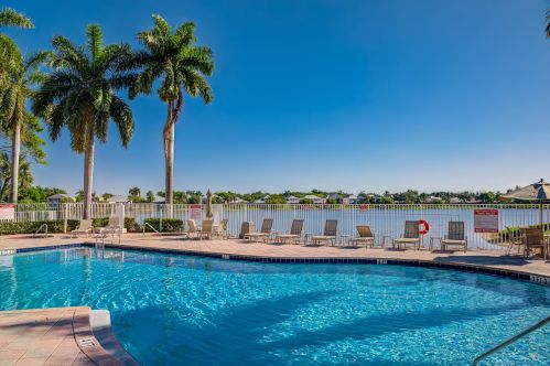 10667 Lake Shore Dr, West Palm Beach FL  33414-6170 exterior