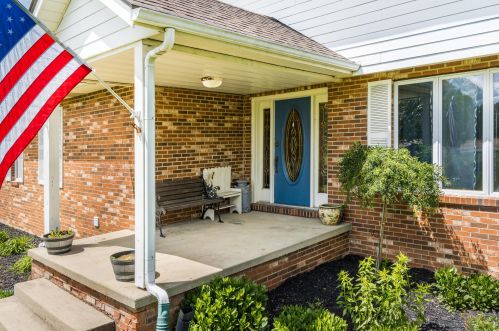 1320 Old Springfield Rd, London OH  43140-9202 exterior