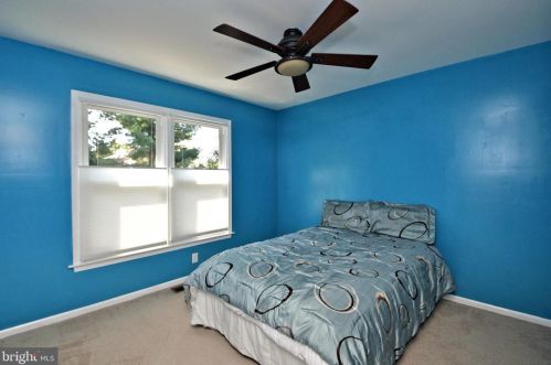 122 Claremont Dr, Lansdale PA 19446-6361 exterior