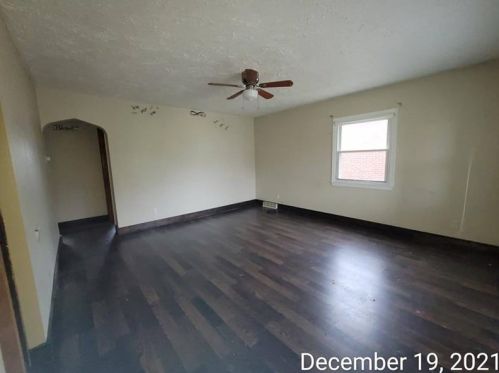 226 Cross Ave, Grays Landing, PA 15461-2157
