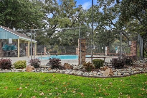 6423 Wexford Cir, Citrus Heights CA  95621-4923 exterior