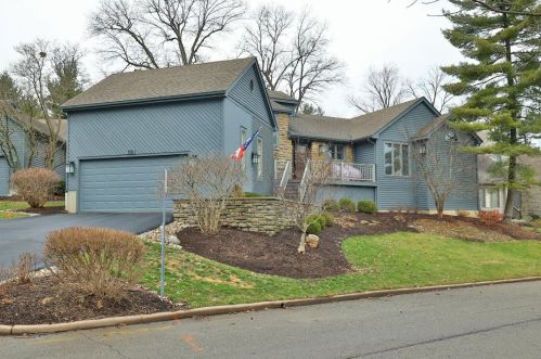 108 Bentwood Ct, Cincinnati, OH 45241-3275