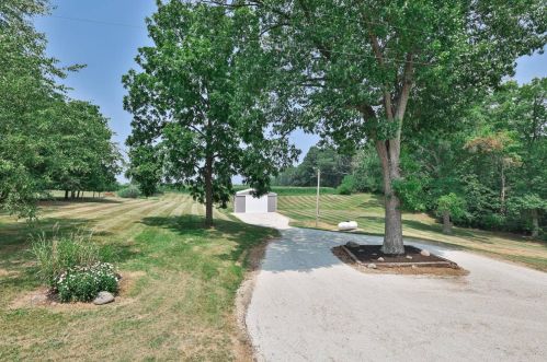 1001 Bay Rd, West Harrison IN  47060-9652 exterior