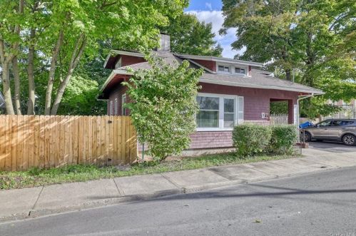 24 Beacon St, Middletown NY  10940-4732 exterior