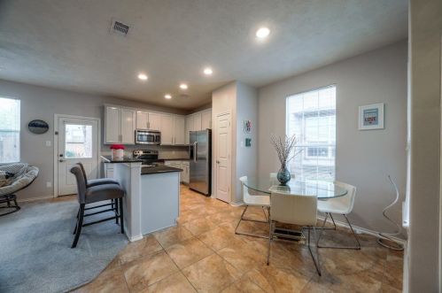 22 Whitekirk Pl, Magnolia, TX 77354-3276