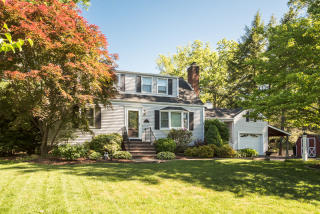 74 Riverside Dr, Parsippany, NJ 07834-2133