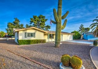 219 61st Pl, Mesa, AZ 85205-8301