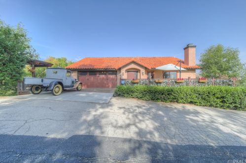 3521 Litras Dr, San Bernardino, CA 92405-2021