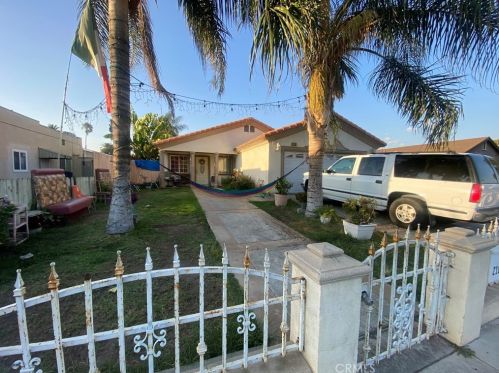 210 4th St, San Bernardino, CA 92410-4807