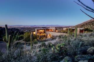 7300 Stone Canyon Dr, Tucson, AZ 85750-1390