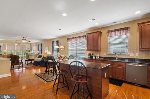 122 Somerfield Rd, Swedesboro NJ  08085-2504 exterior