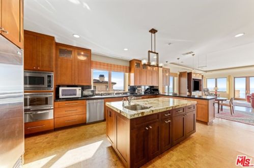 57 Via Del Cielo, Rancho Palos Verdes CA  90275-2511 exterior