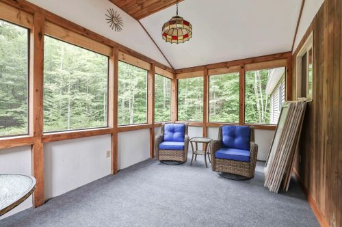 91 Hamwoods Rd, Alton NH  03809-5038 exterior