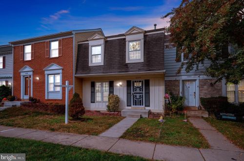 12266 Dapple Gray Ct, Woodbridge VA  22192-6213 exterior