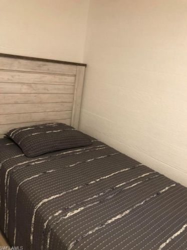 5157 Sandpiper Dr, Saint James City FL  33956-2837 exterior