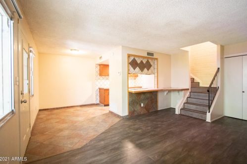 3405 Echo Ln, Phoenix AZ  85051-5962 exterior