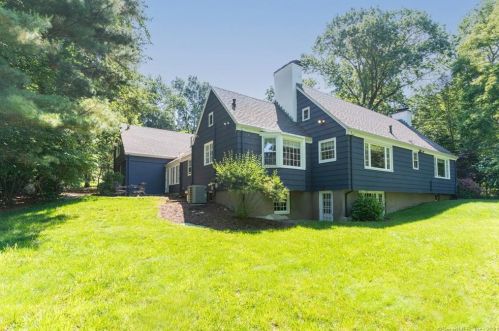 57 Moseley Ter, Glastonbury CT  06033-3713 exterior
