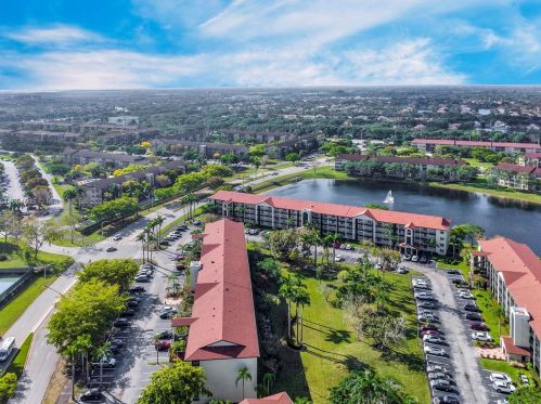 1300 130th Ave, Hollywood FL 33027-2133 exterior