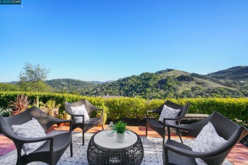 20 Rabble Rd, Orinda CA  94563-3718 exterior