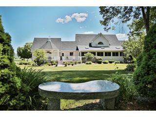 55 Naticook Ave, Hudson, NH 03052-8036