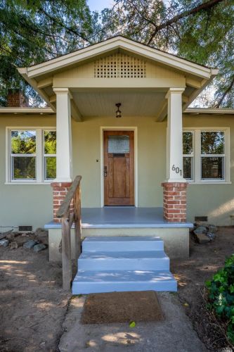 601 Jones St, Ukiah CA  95482-5313 exterior