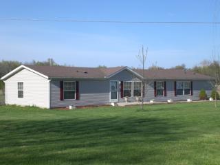 7426 Lockville Rd, Carroll, OH 43112-9611