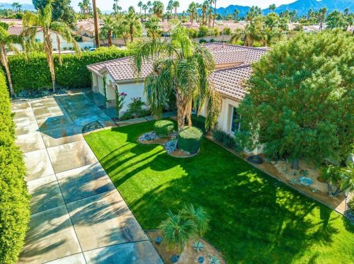 79 Calle Manzanita, Rancho Mirage CA  92270-4140 exterior